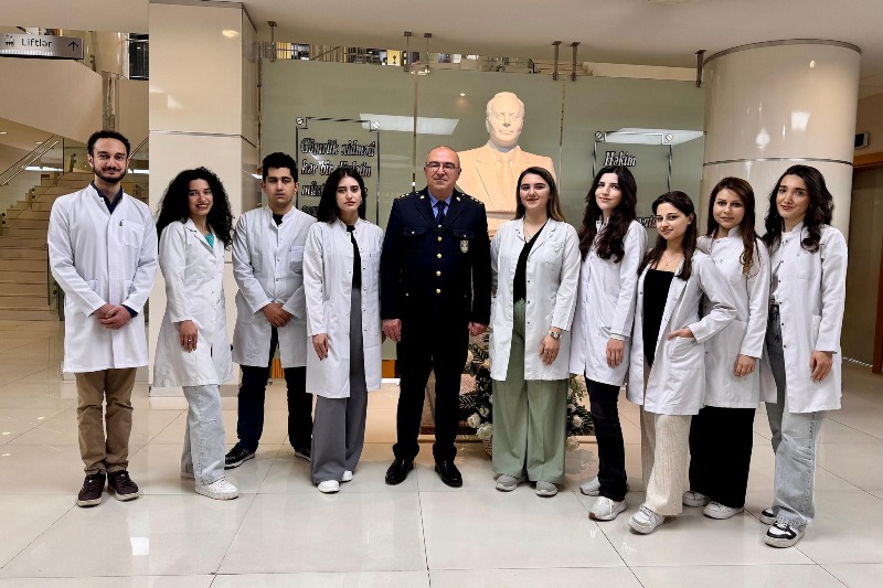 Tələbələr Mərkəzi Gömrük Hospitalında fövqəladə hallar təbabəti üzrə təcrübə keçir