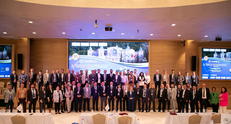 “Cərrahların Labirinti” konfransı çərçivəsində pankreasın kistik neoplaziyaları müzakirə olunub