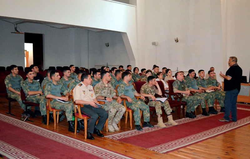 Azərbaycan ordusunda hərbi psixoloqların peşəkar hazırlığı gücləndirilir
