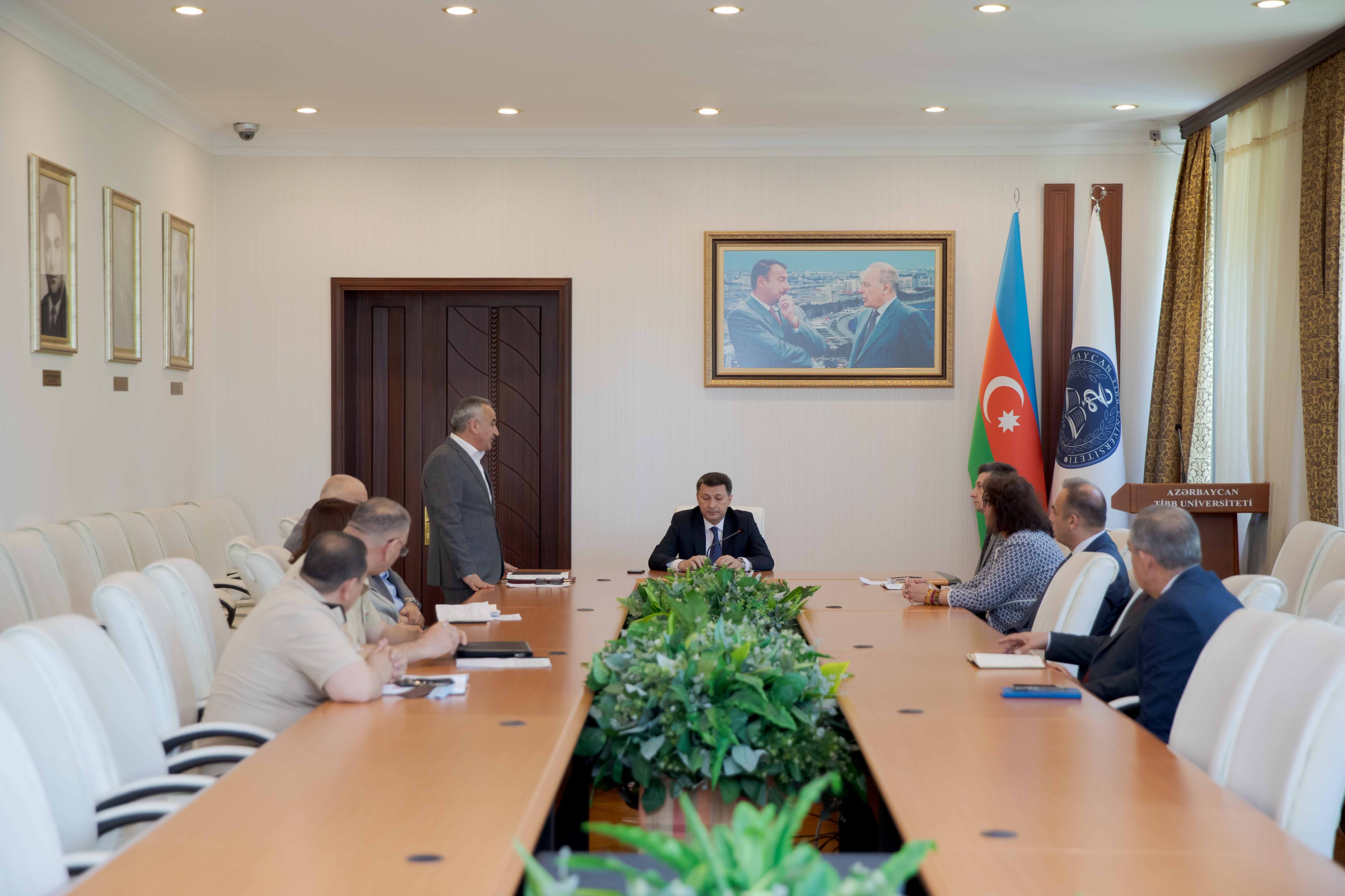 ATU-da imtahanlara ciddi nəzarət - Tələbələrin bilikləri obyektiv qiymətləndirilir