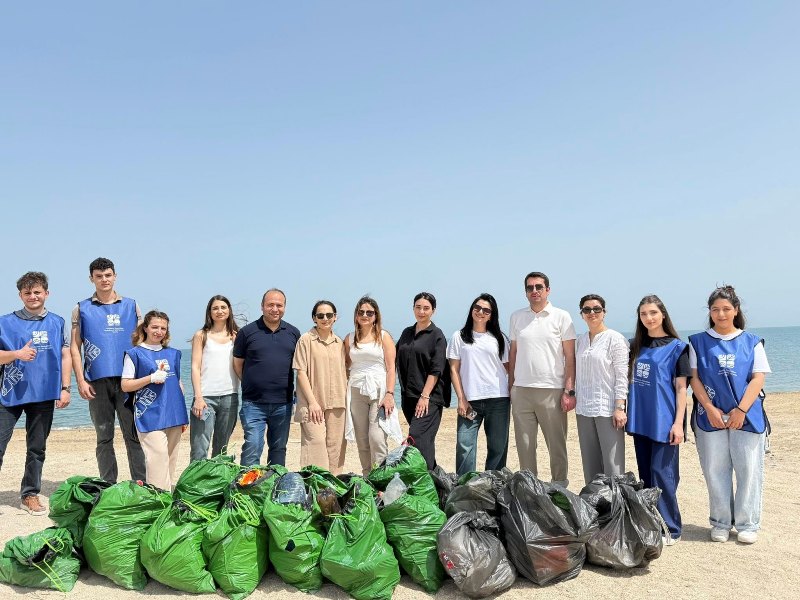 Xəzərin Bilgəh sahili növbəti dəfə tullantılardan təmizlənib