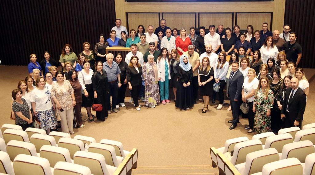 Yeni Klinikada klinik protokolların təqdimatına həsr olunmuş tədbir