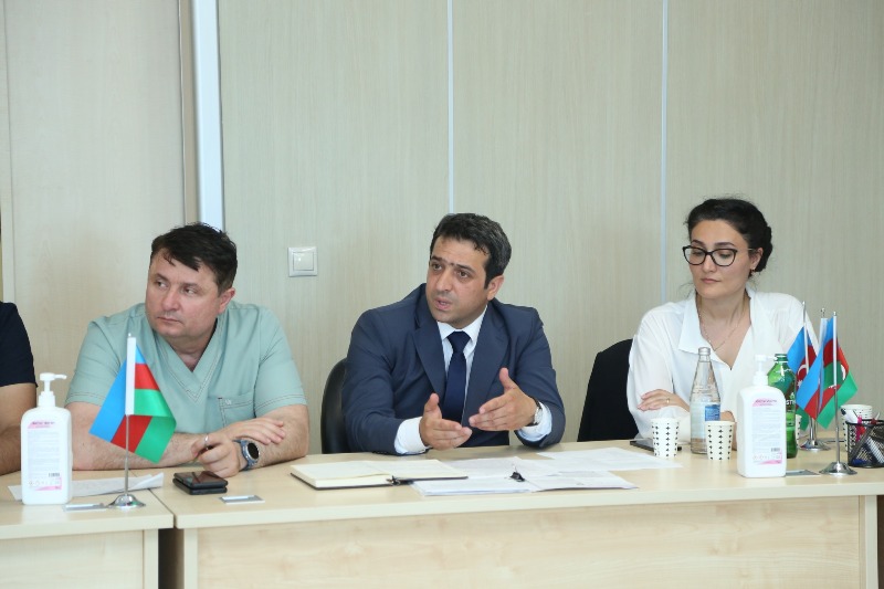 Yeni Klinikada insan alverinə qarşı təhlükəsizlik və transplantasiya təlimi