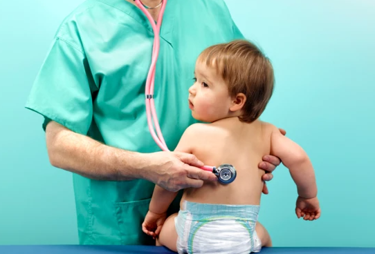 Səhiyyə Nazirliyi: Uşaqlar arasında ciddi yoluxma artımı qeydə alınmayıb