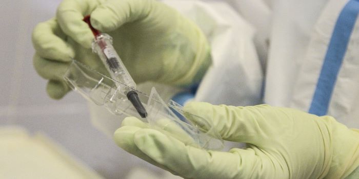 Bəzən nəcislə bağlı problemlər və mədə spazmları bağırsaq xərçəngi əlamətləri ola bilir