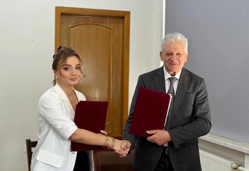 Elmi tərəfdaşlıq: Kardiologiya və Genetika institutları ürək-damar xəstəliklərinin müalicəsində birgə araşdırmalara başlayır