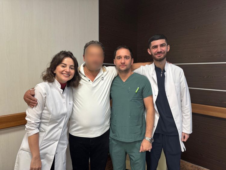  Ürəyi dayanan xəstənin həyatı Yeni Klinikada xilas edilib   