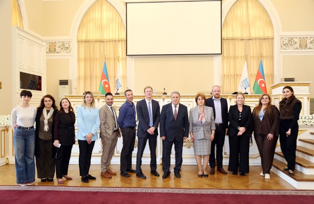 AMEA-da ABŞ-ın qlobal səhiyyə təhlükəsizliyi üzrə nümayəndələri ilə görüş