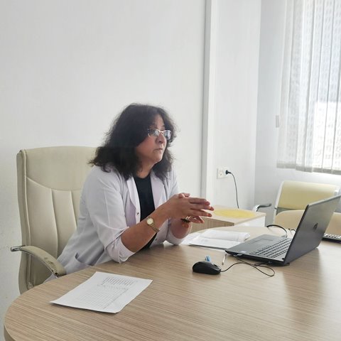 İnstitutda  IV kurs tələbələri üçün mamalıq və ginekologiya üzrə dərslər təşkil olunub