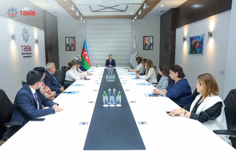  Dövlət təltiflərinə layiq görülmüş tibb işçilərinə orden və medallar təqdim olunub   