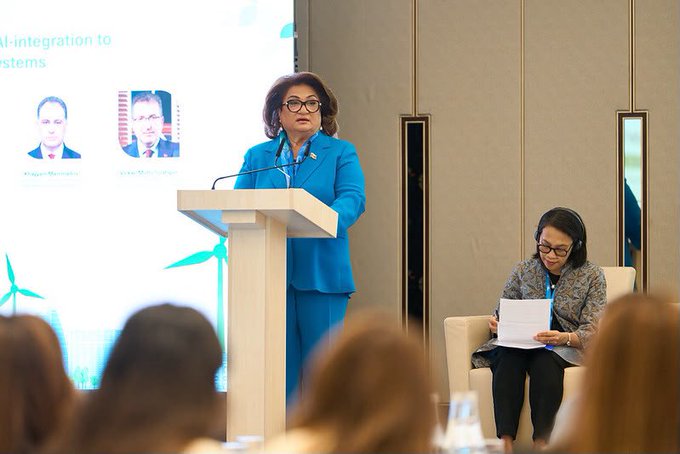Hicran Hüseynova süni intellektdə kiberhücum və yanlış proqnoz risklərinə diqqət çəkdi